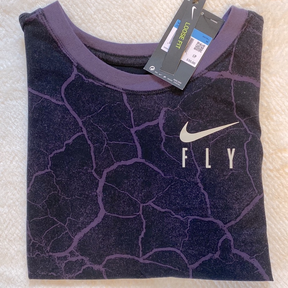 NWT Nike Crop Tee